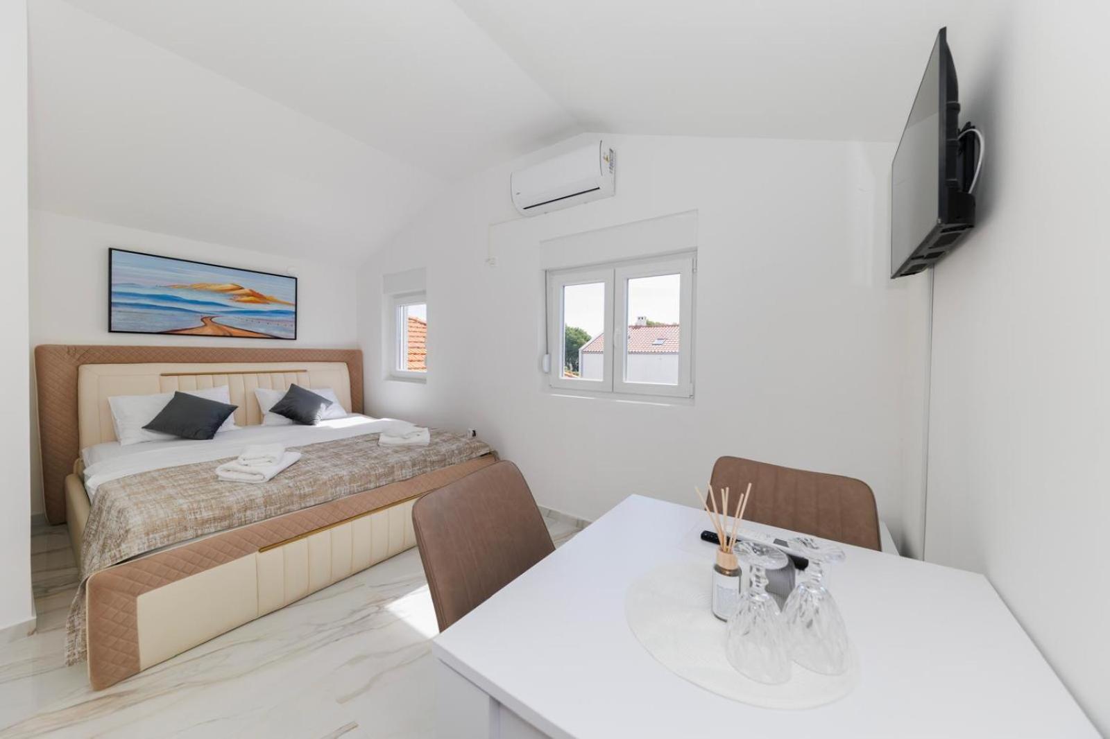 זאדאר Premium Rooms Prince מראה חיצוני תמונה